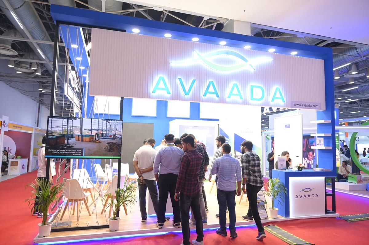 presenting renewable energy project models to industry professionals